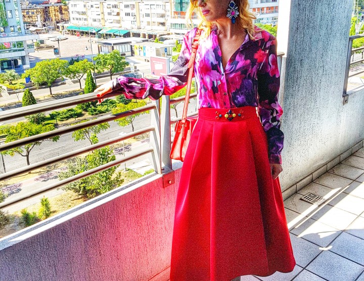 Behind every successful woman is... HERSELF!