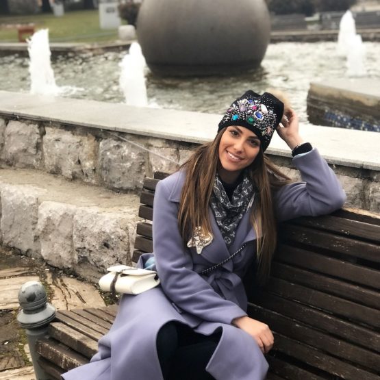 DETALJ MJESECA: Pletivo by 